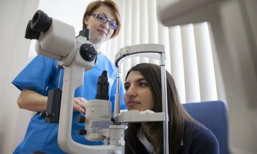 cursuri de oftalmolog